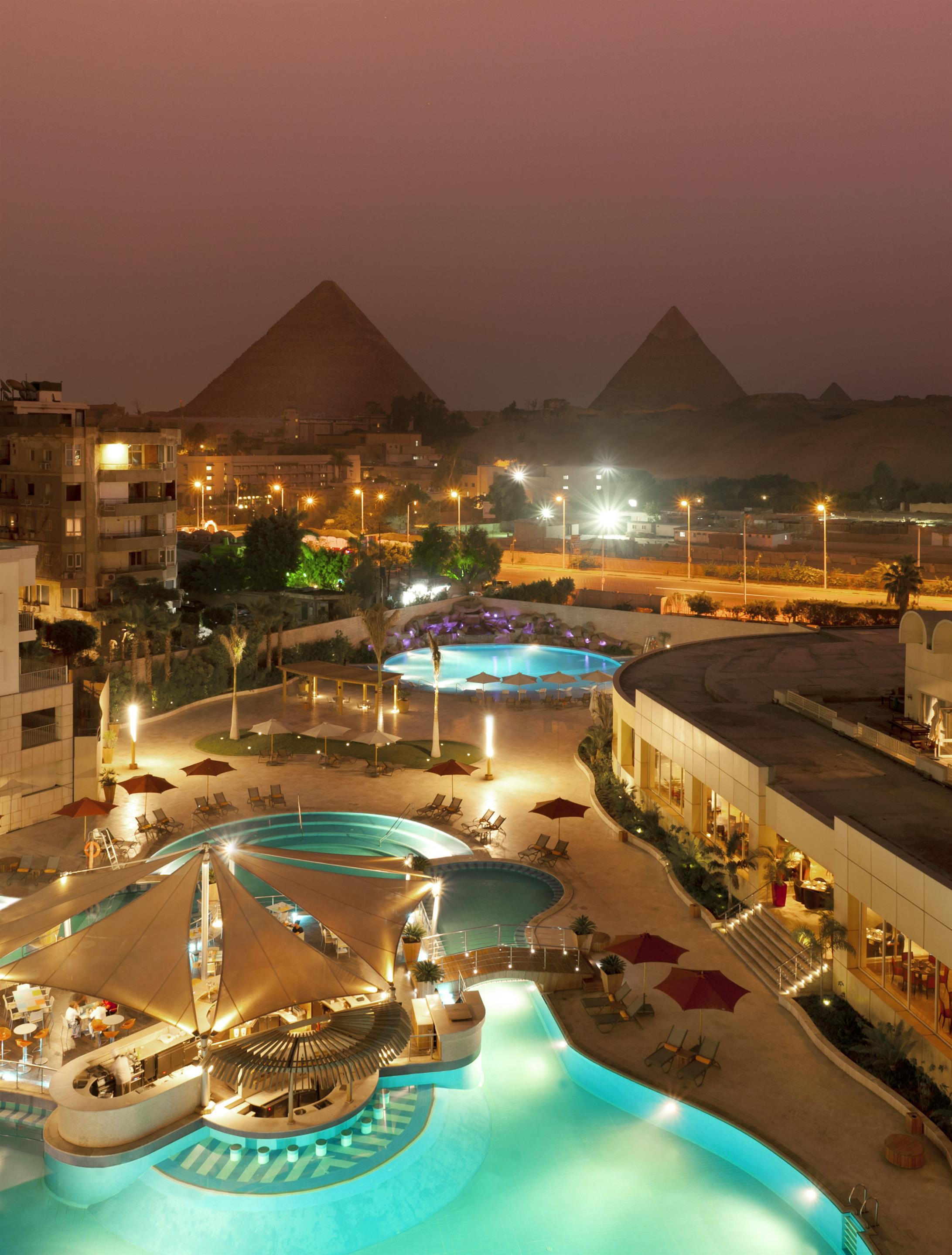 Le Meridien Pyramids Hotel & Spa Giza Удобства фото